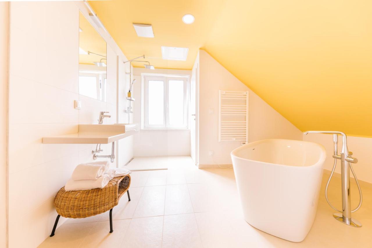 Boutiquehotel Caravella Velden By S4Y フェルデン・アム・ヴェルターゼー エクステリア 写真