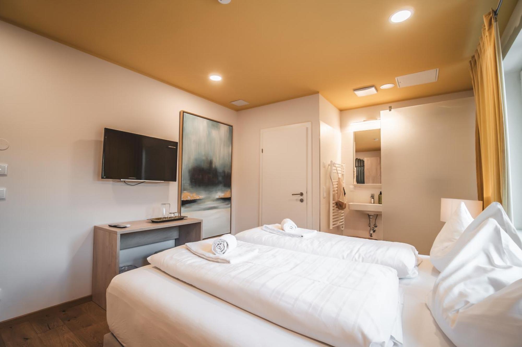 Boutiquehotel Caravella Velden By S4Y フェルデン・アム・ヴェルターゼー エクステリア 写真